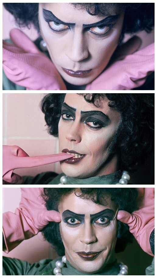 Tim Curry, l’uomo che ci ha insegnato ad avere paura del diverso